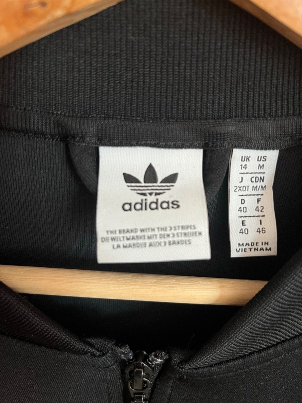 Adidas Adidas CE2392 Originals Classic Track Jacket Black White Size M - Picture 8 of 9